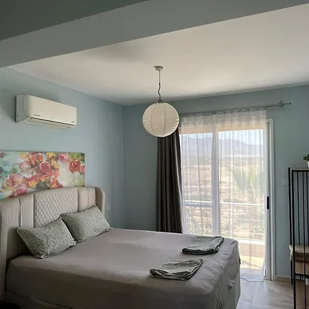 Tatil Evi Beachfront Penthouse With Beautiful View In North Cyprus