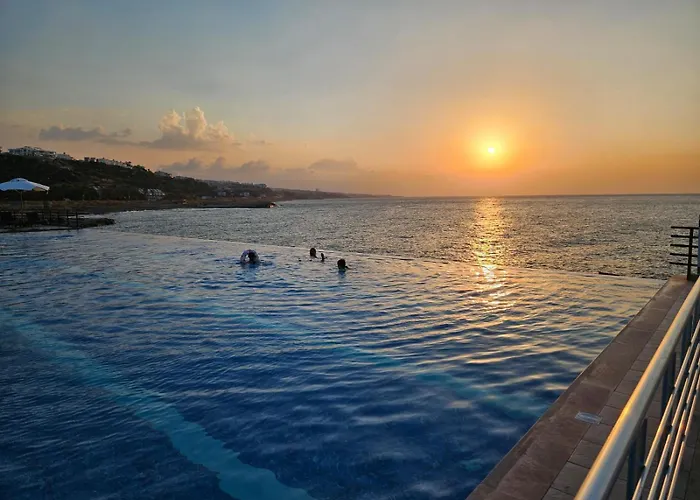 Beachfront Penthouse With Beautiful View In North Cyprus * Agios Nikolaos (Famagusta)