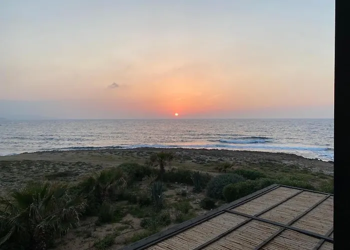 Beachfront Penthouse With Beautiful View In North Cyprus *